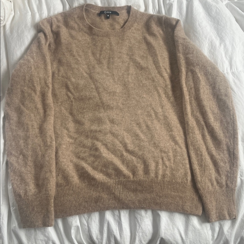 EUC Quince Cashmere Crewneck Sweater